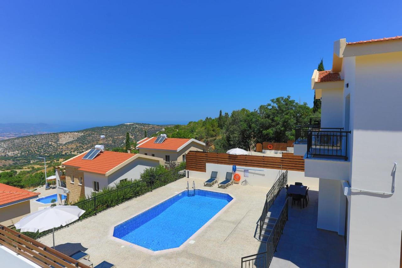 Villa Ernica Lysos